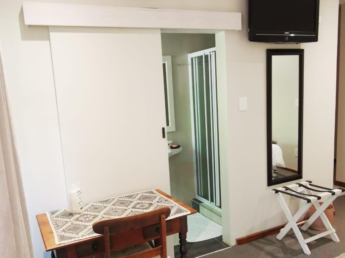 Eikelower Accommodation Стелленбос Номер фото